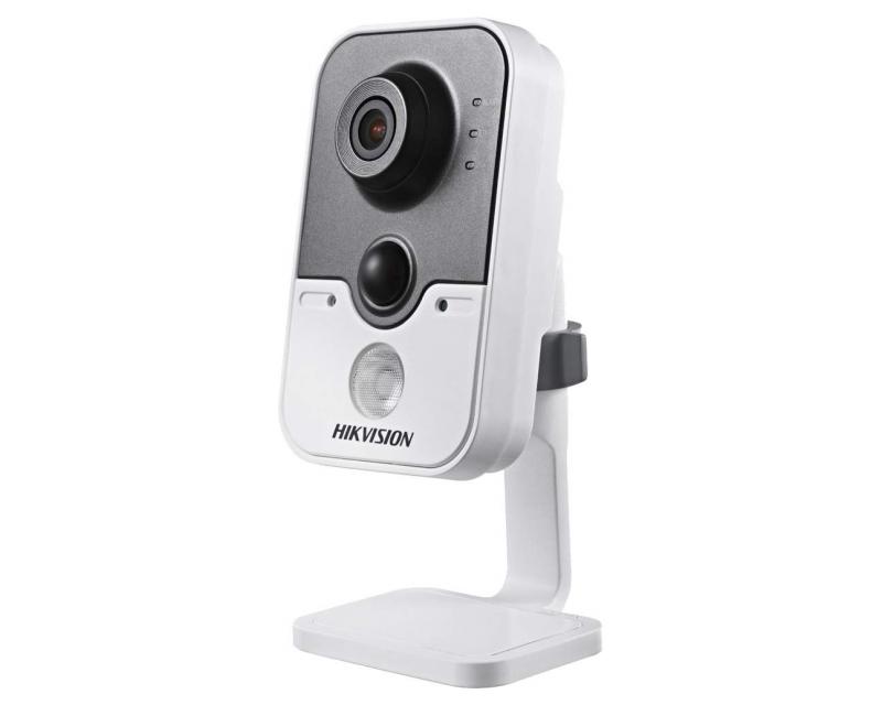 Hikvision DS-2CD2422FWD-IW (4mm) IP kamera